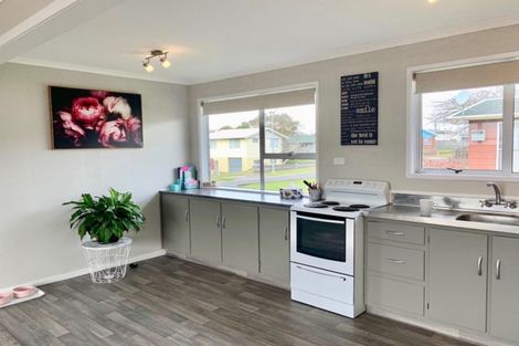 Photo of property in 33 Ihaia Street, Waitara, 4320