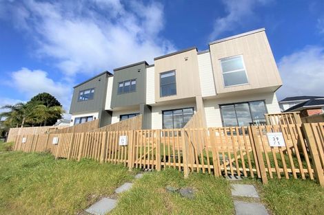 Photo of property in 1/39 Renata Crescent, Te Atatu Peninsula, Auckland, 0610