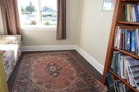 Photo of property in 48 Allan Street, Waimate, 7924