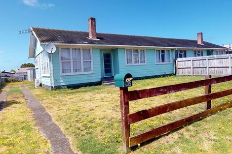 Photo of property in 60-62 Titoki Street, Castlecliff, Whanganui, 4501