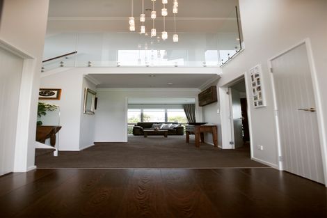 Photo of property in 12 Portofino Point, Karaka, Papakura, 2113