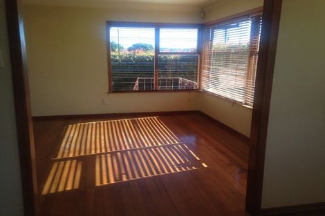 Photo of property in 8 Boyd Avenue, Mangere Bridge, Auckland, 2022