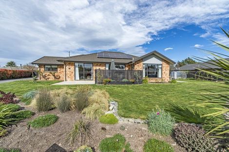 Photo of property in 10 Saint Andrews Lane, Kirwee, Darfield, 7571