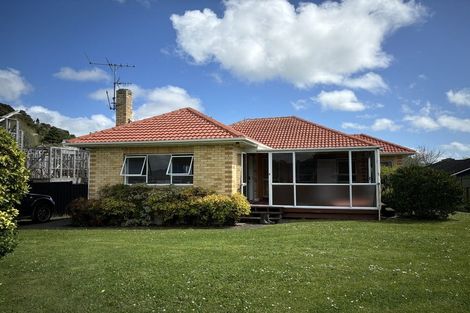 Photo of property in 6 Valley Road, Pukekohe, 2120