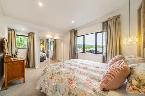 Photo of property in 54 Granville Street, Silverstream, Upper Hutt, 5019