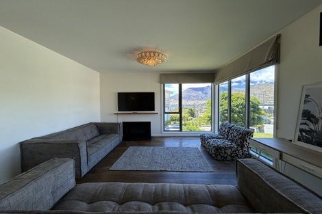 Photo of property in St Andrews Park, 62 Highview Terrace, Queenstown, 9300
