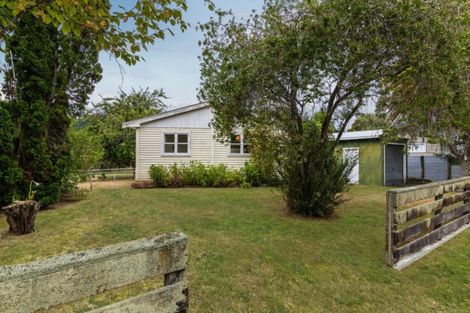 Photo of property in 35 Te Herekiekie Street, Turangi, 3334