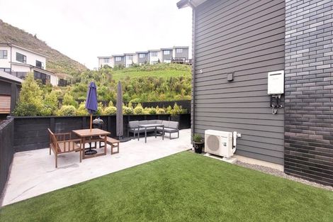 Photo of property in 3 Holystone Road, Whitby, Porirua, 5024