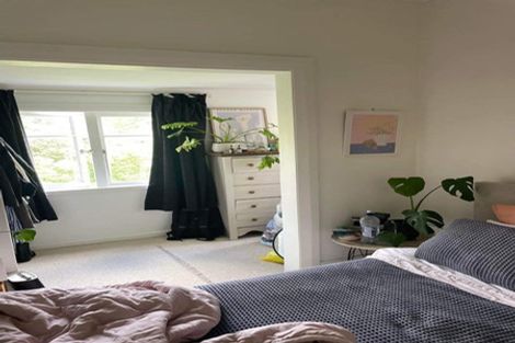 Photo of property in 54 Moana Road, Kelburn, Wellington, 6012