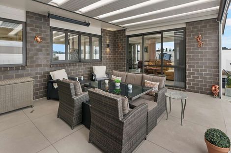 Photo of property in 3 Topping Place, Whitianga, 3510