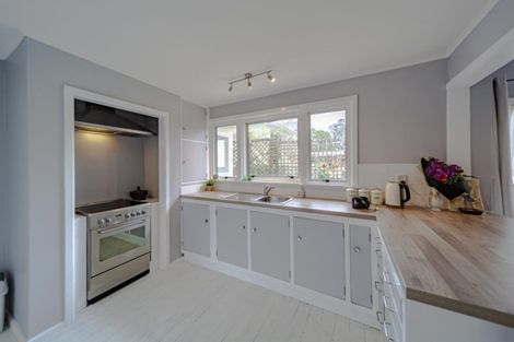 Photo of property in 5 Ruataniwha Street, Waipukurau, 4200