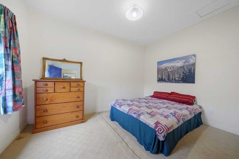 Photo of property in 13 Anga Street, Tangimoana, 4822