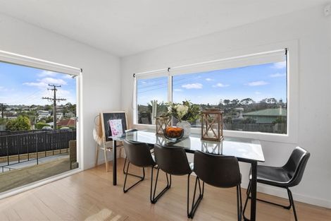 Photo of property in 2 Havelock Avenue, Forrest Hill, Auckland, 0620