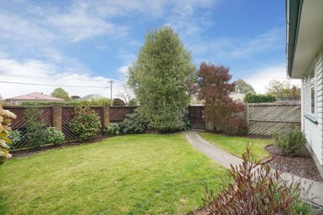 Photo of property in 1/12 Frankleigh Street, Somerfield, Christchurch, 8024