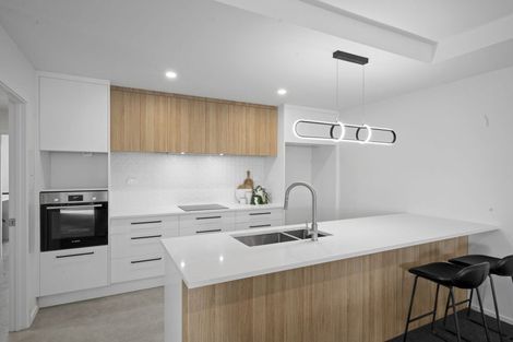 Photo of property in 8 Dray Place, Halswell, Christchurch, 8025