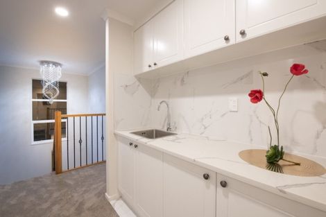 Photo of property in 30 Carrickdawson Drive, Flat Bush, Auckland, 2019
