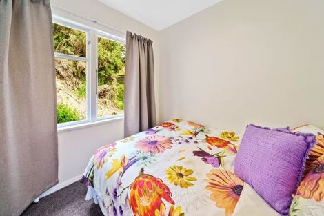 Photo of property in 74 Hampshire Street, Cannons Creek, Porirua, 5024