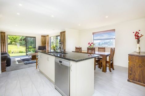 Photo of property in 24 Mount Marua Way, Timberlea, Upper Hutt, 5018