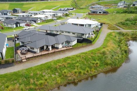 Photo of property in 109 Whakaturou Crescent, Pyes Pa, Tauranga, 3112