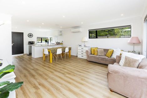 Photo of property in 1 Doug Jensen Street, Wallaceville, Upper Hutt, 5018