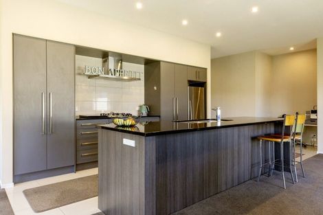 Photo of property in 128 Victory Drive, Wharewaka, Taupo, 3330