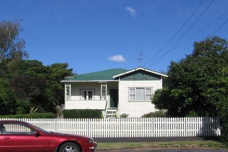 Photo of property in 2 Seychelles Street, Morningside, Auckland, 1022