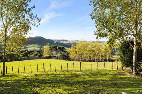 Photo of property in 1410 Old North Road, Helensville, 0875