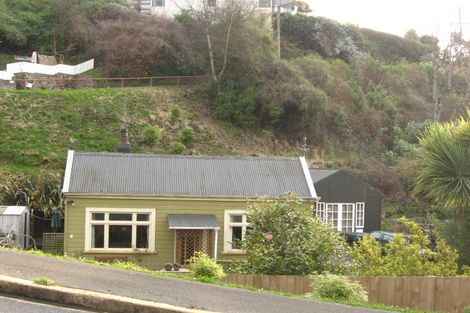 Photo of property in 22 Slant Street, Careys Bay, Port Chalmers, 9023