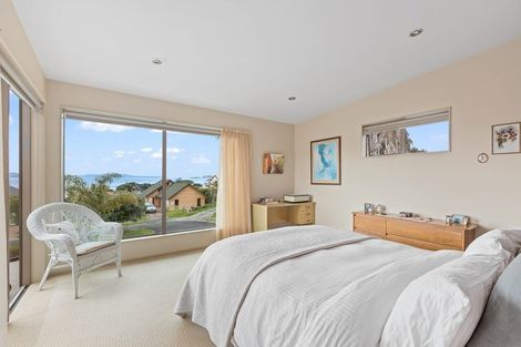 Photo of property in 17 Arohia Place, Snells Beach, 0920