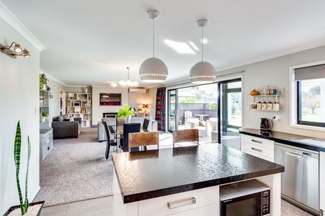 Photo of property in 62 Mcelwee Street, Jervoistown, Napier, 4112