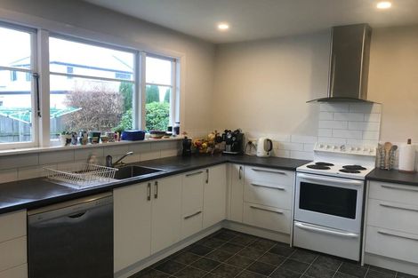 Photo of property in 74 Wharenui Road, Upper Riccarton, Christchurch, 8041