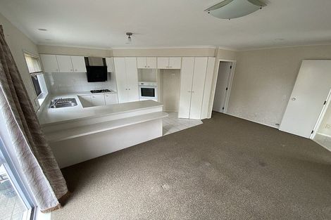 Photo of property in 32 Cantora Avenue, Northpark, Auckland, 2013