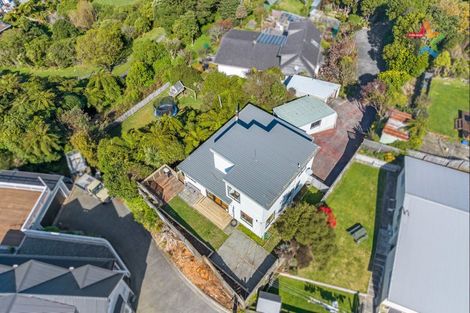 Photo of property in 4 Akatea Road, Korokoro, Lower Hutt, 5012