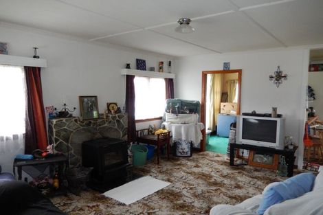 Photo of property in 98 Cheviot Street, Roxburgh, 9500