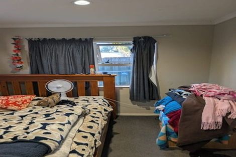 Photo of property in 22 Burbank Avenue, Manurewa, Auckland, 2102