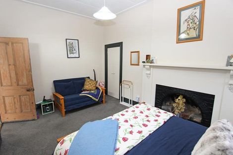 Photo of property in 10 Monowai Road, Ravensbourne, Dunedin, 9022