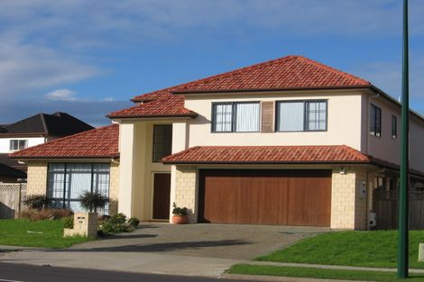 Photo of property in 68 Middlefield Drive, Flat Bush, Auckland, 2016