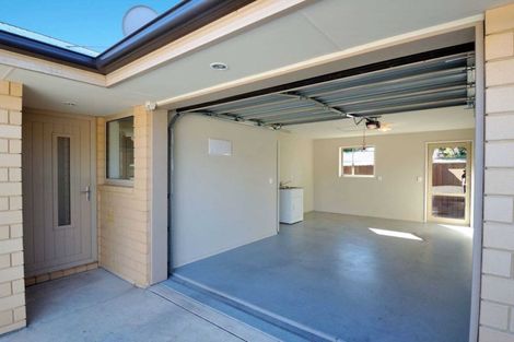 Photo of property in 50 Thackeray Place, Waltham, Christchurch, 8023