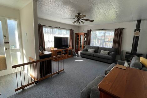 Photo of property in 221 Mahia Road, Wattle Downs, Auckland, 2103