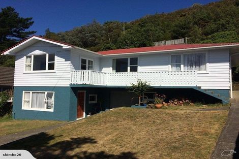 Photo of property in 33 Ahuriri Street, Strathmore Park, Wellington, 6022