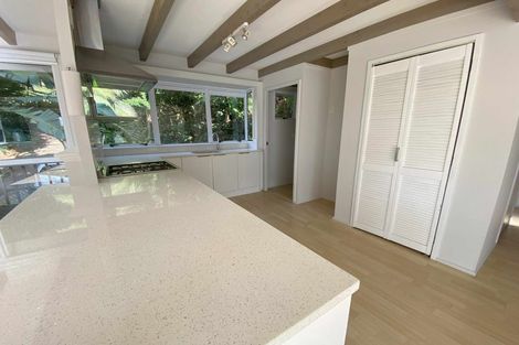 Photo of property in 2/555 East Coast Road, Browns Bay, Auckland, 0630