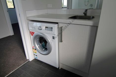 Photo of property in 104 Bowhill Road, New Brighton, Christchurch, 8083