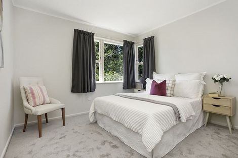 Photo of property in 1/82 Ennis Avenue, Pakuranga Heights, Auckland, 2010