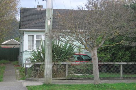 Photo of property in 144 Reynolds Street, Taita, Lower Hutt, 5011