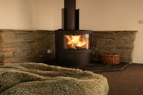 Photo of property in 8 Ragan Lane, Wanaka, 9305