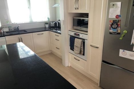 Photo of property in 22 Fuller Grove, Woburn, Lower Hutt, 5010