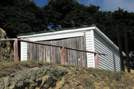 Photo of property in 4 Kingston Heights Road, Kingston, Wellington, 6021