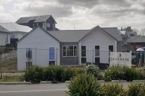 Photo of property in 20 Arohaina Avenue, Karaka, 2124