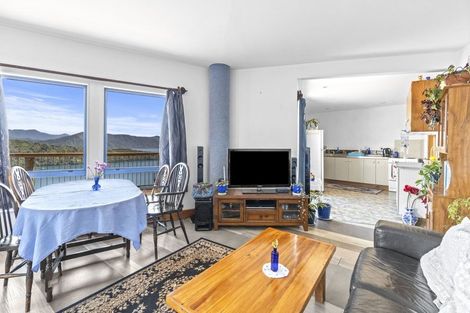 Photo of property in 5 Cooks Ridge, Waikawa, Picton, 7281