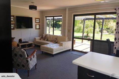 Photo of property in 327 Thwaites Road, Hororata, Darfield, 7572